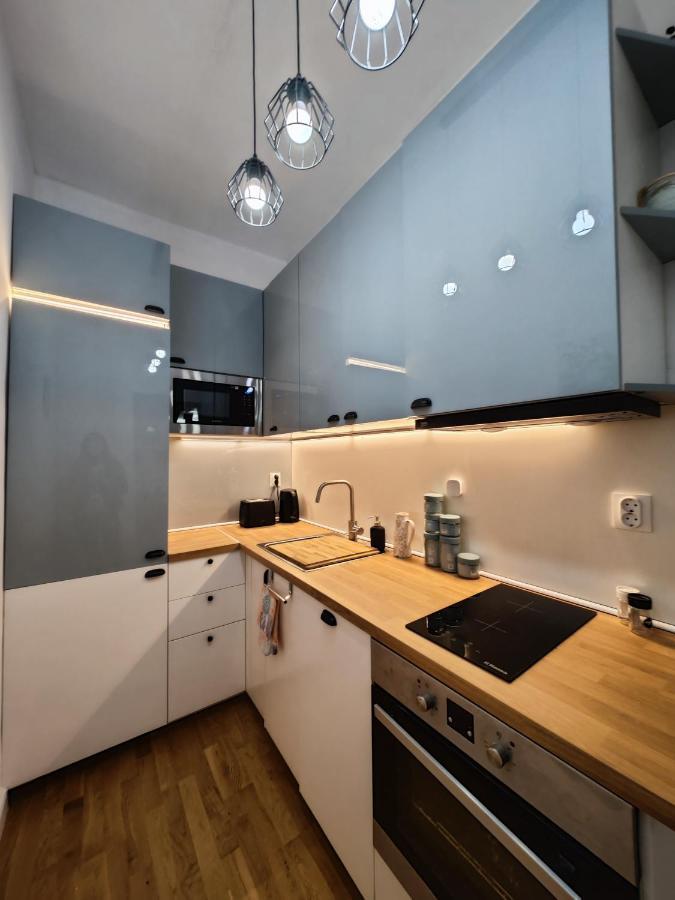 Apartamento Apart Sofia Lion Bridge 2Bdr Self Check In Exterior foto